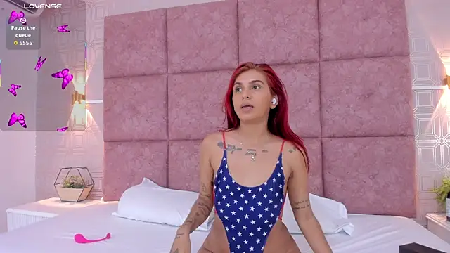 LiaVelez online show from March 12, 1:47 pm