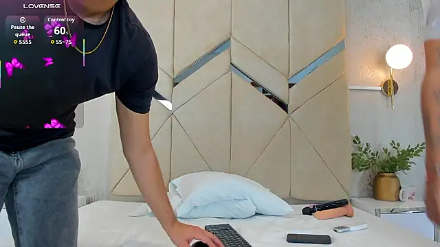 LiaVelez online show from January 9, 1:48 pm