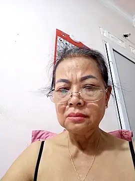 Hotestlove online show from October 15, 10:45 pm