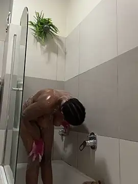 slimcateee online show from March 28, 7:57 pm