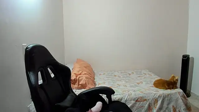 nina pons online show from April 13, 8:20 pm