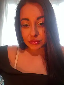 DaisyStreet online show from April 3, 3:21 pm