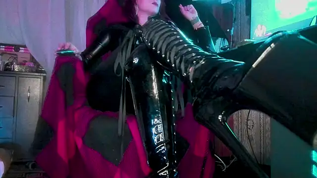 astarrot online show from November 17, 7:47 pm