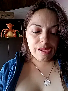 Snapshot of seherlatin chatting on September 30, 9:41 pm seherlatin online show from September 30, 9:41 pm