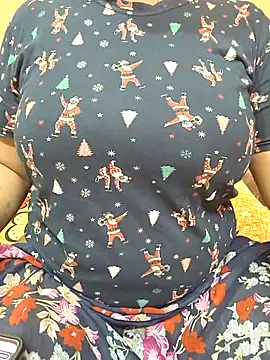 Snapshot of AAROHI-HOT chatting on October 7, 1:43 am AAROHI-HOT online show from October 7, 1:43 am