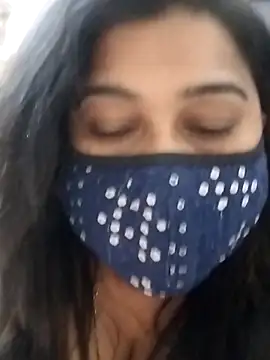 indianlisa5 online show from February 27, 7:03 pm