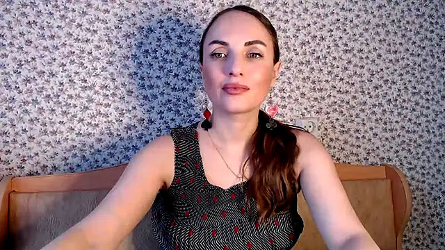 Tinadream20 online show from March 4, 6:09 am