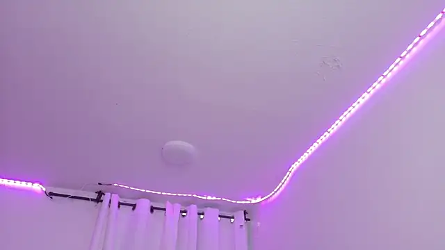 Sachi Meow online show from April 6, 11:44 am