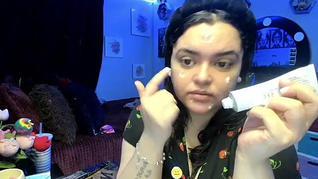 Luise Meyrink online show from March 11, 3:11 am