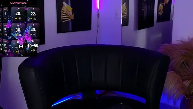  brenna hanson online show from October 22, 7:19 pm