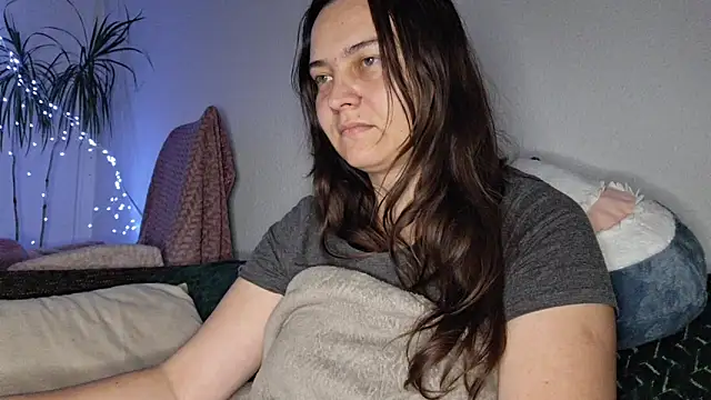 Cyndee Winter online show from November 19, 7:58 pm