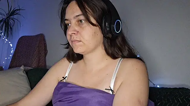 Cyndee Winter online show from October 29, 9:06 pm