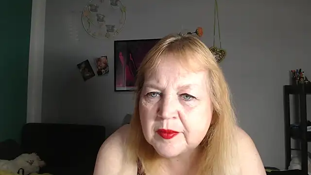 Blasflittchen online show from April 18, 2:08 pm