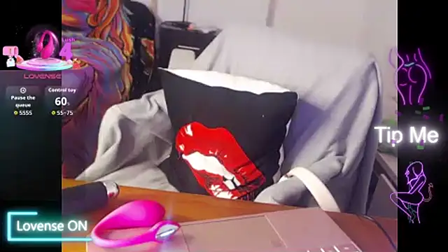 IrishLisaxo online show from February 28, 5:01 pm