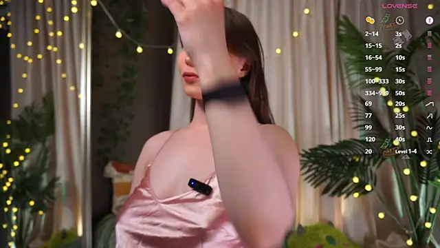 askaudrey  online show from September 24, 2:16 pm