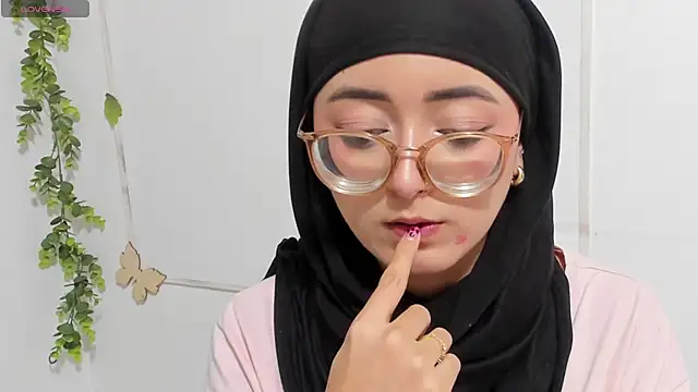 aysel elid online show from February 7, 10:24 pm