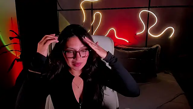 Gia Mazzon online show from February 20, 4:19 pm