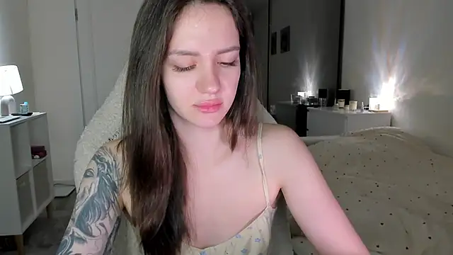 Sonia moon  online show from October 20, 3:09 am