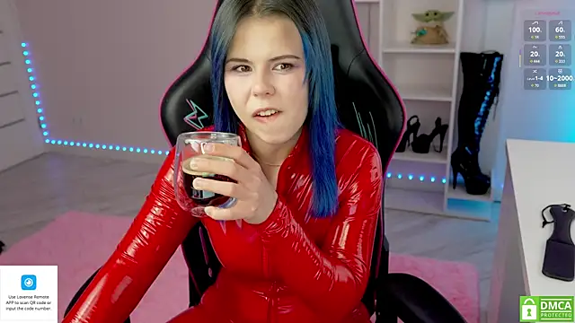 Snapshot of Latex_Kitty chatting on September 11, 1:55 pm Latex Kitty online show from September 11, 1:55 pm
