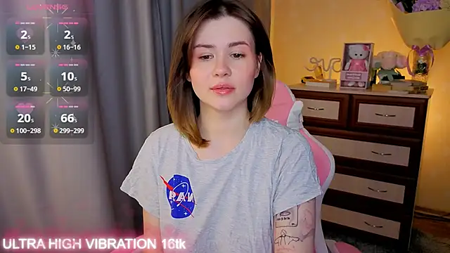 cutie mili online show from October 22, 1:49 pm