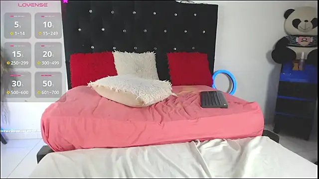 little maleja online show from July 4, 6:31 am