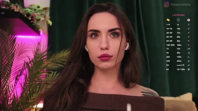 BabyYoda- online show from April 6, 4:30 pm