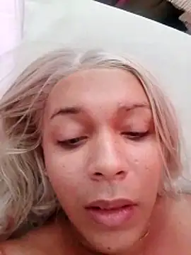 transgirl26 online show from December 14, 3:07 pm