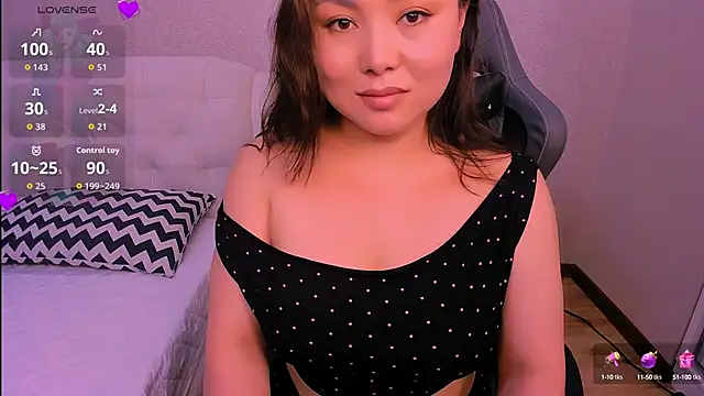 HinaJeen online show from September 18, 8:24 am