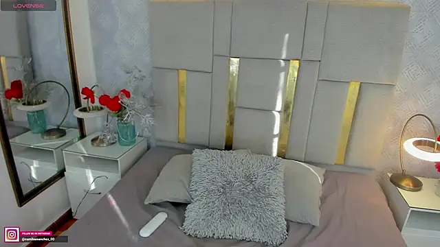Snapshot of Camilaa_Sanchez_ chatting on September 26, 12:36 pm Camilaa Sanchez online show from September 26, 12:36 pm
