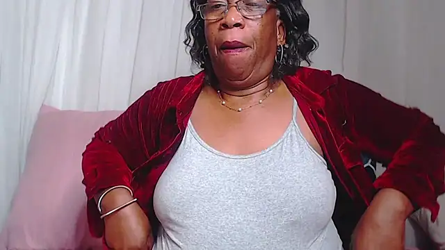 Freakyassnwildx online show from March 6, 7:09 pm