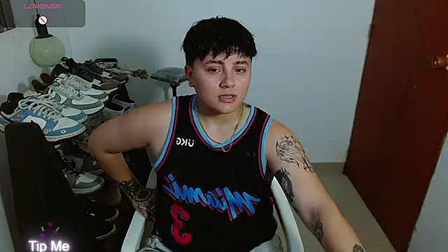 isabeautyx19 online show from November 4, 10:37 pm