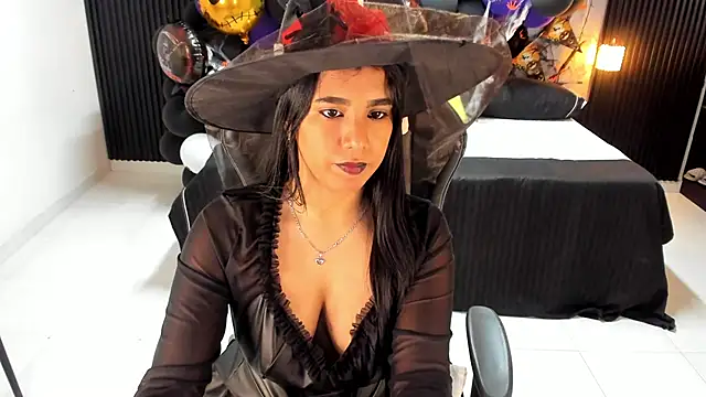 Ivy 16 online show from October 31, 12:31 pm