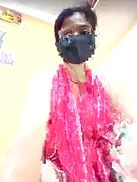 Snapshot of Mamta_Chaterjee chatting on September 17, 4:21 am Mamta Chaterjee online show from September 17, 4:21 am