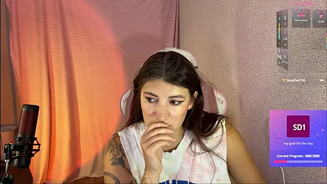 Snapshot of Katrin__kiss chatting on September 22, 6:39 pm Katrin kiss online show from September 22, 6:39 pm