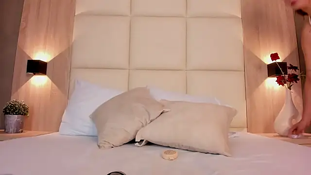 bella1207 online show from December 19, 7:28 pm