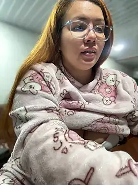 solecito 22 online show from February 15, 3:42 am