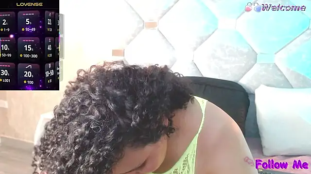 Danielaa a online show from March 7, 12:06 am