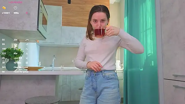 DonnaBurkee online show from March 18, 4:39 am