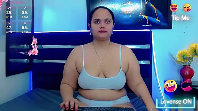 Snapshot of brunnette_hot chatting on September 26, 10:35 am brunnette hot online show from September 26, 10:35 am