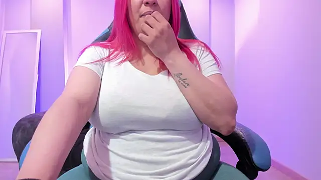 Sammy owens  online show from September 20, 12:36 pm