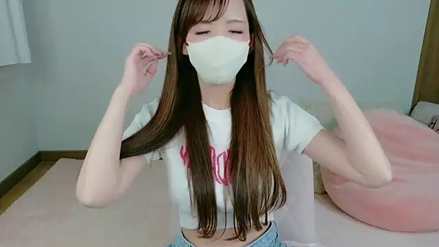 AKANE-- online show from March 27, 1:12 pm