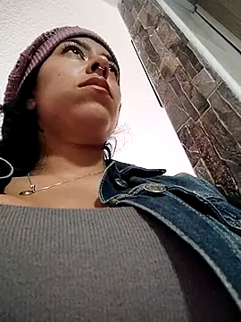 Emily Wane online show from February 17, 5:12 pm