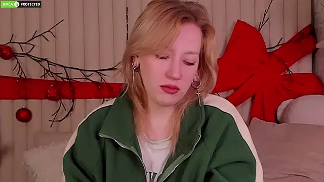 RachelCart online show from December 19, 3:10 am