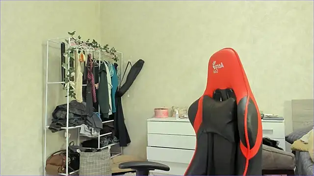 wastforu online show from April 14, 11:43 am