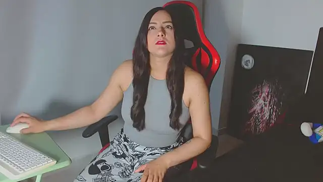 Noamartin  online show from March 25, 1:55 am