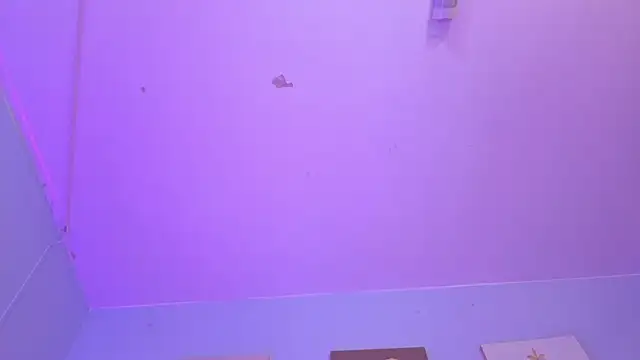 sarah cruzz  online show from February 13, 4:52 pm