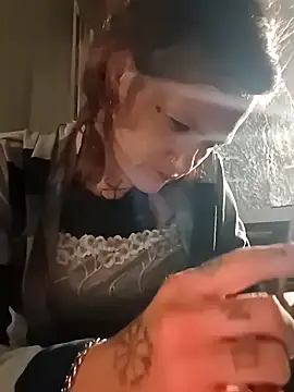 renegade vyxxen online show from November 20, 8:15 am