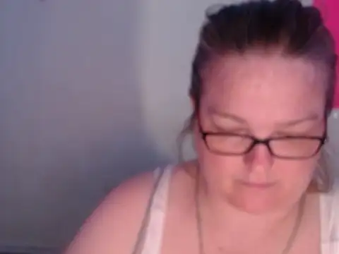 SexyWhiteChocolate online show from September 28, 8:47 pm