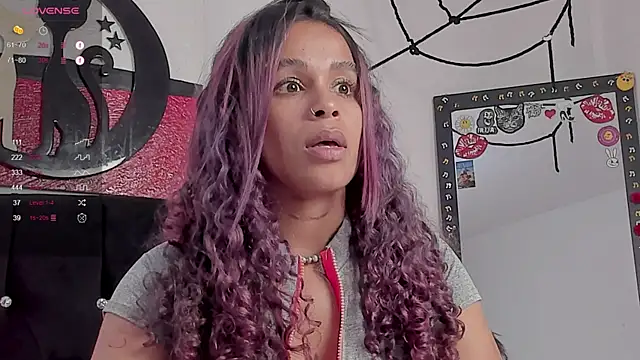 Lips SaraSofia2 online show from October 15, 2:58 am