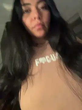 PetitLumiere online show from February 18, 4:33 am